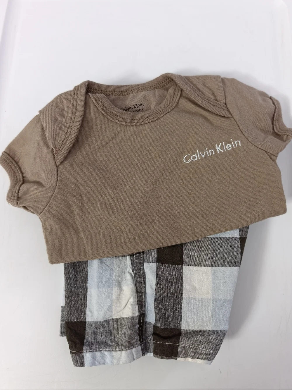Calvin Klein Brown 2 Piece with Blue Plaid Shorts